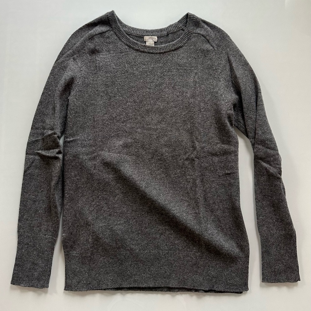 Halogen Charcoal Cashmere Sweater